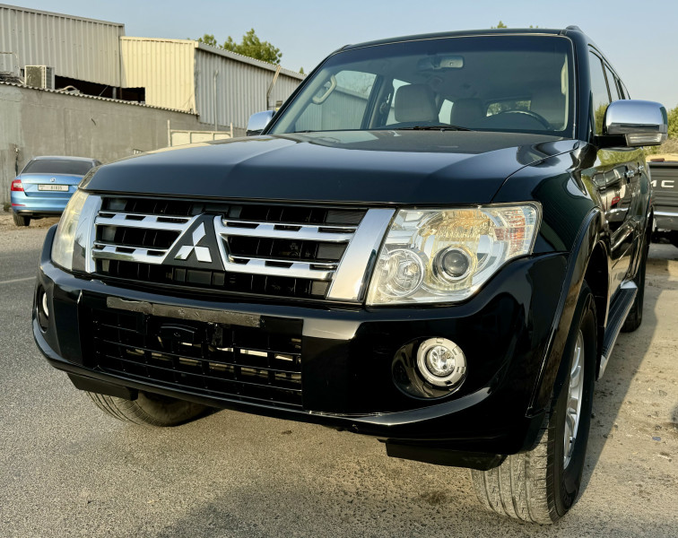 2013, Mitshubishi Pajero 4x4, GCC